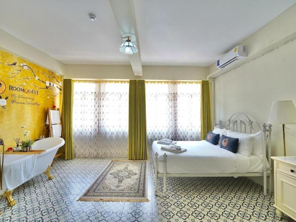 2499 Heritage Chinatown By Roomquest Hotel
